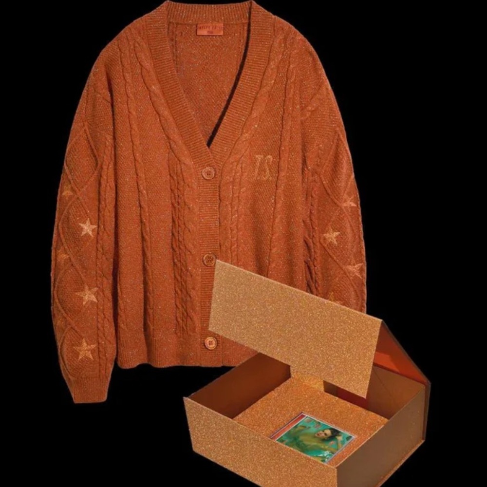The Life of a Showgirl Cardigan Box Set - Taylor Swift
